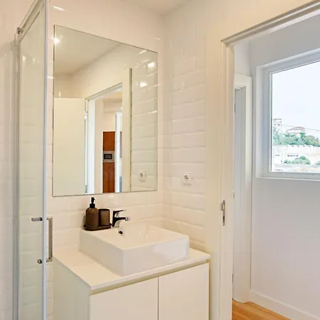 Superb Flat W Balcony And Ac By Lovelystay דירה *