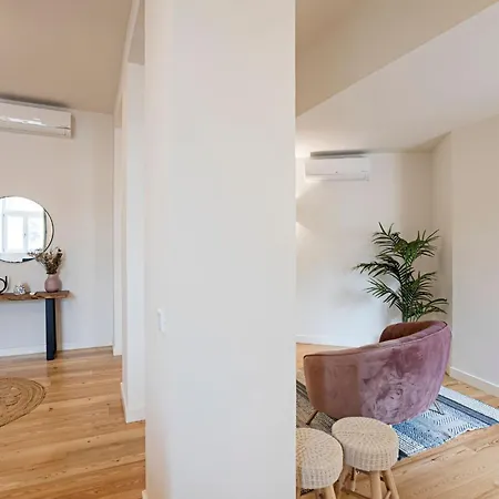 דירה Superb Flat W Balcony And Ac By Lovelystay *