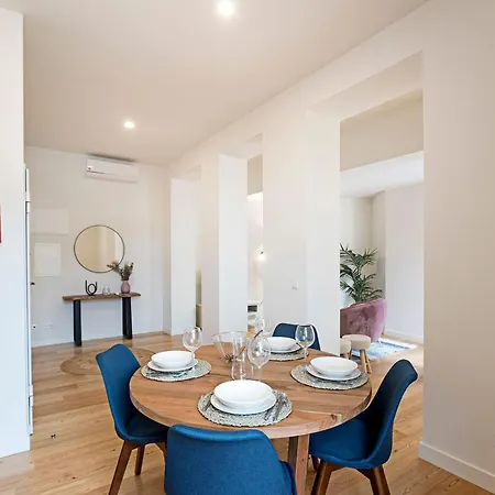 Superb Flat W Balcony And Ac By Lovelystay Apartamento *