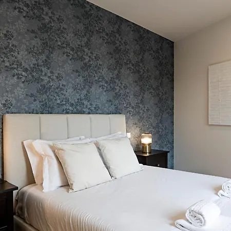 Apartamento Superb Flat W Balcony And Ac By Lovelystay