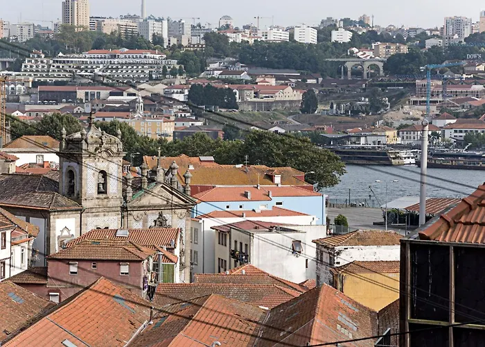 Apartment Superb Flat W Balcony And Ac By Lovelystay